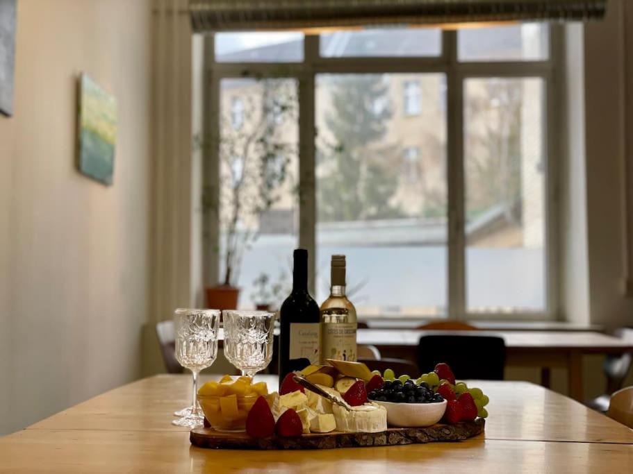 200Qm Loft For Friends And Family - On The Spree! Leilighet Berlin Eksteriør bilde
