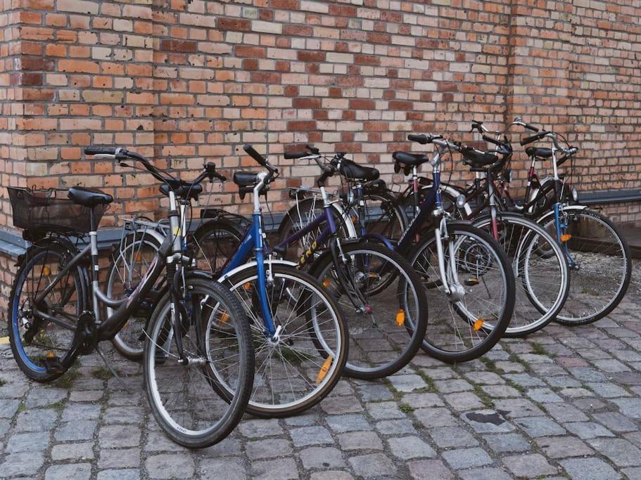200Qm Loft For Friends And Family - On The Spree! Leilighet Berlin Eksteriør bilde